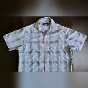 AXIST Button Down Shirt